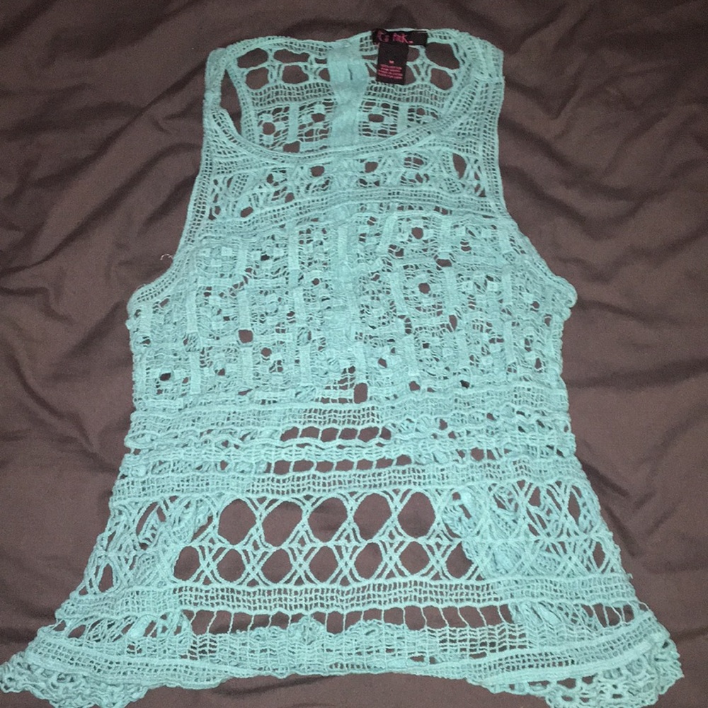 Juniors lace tank